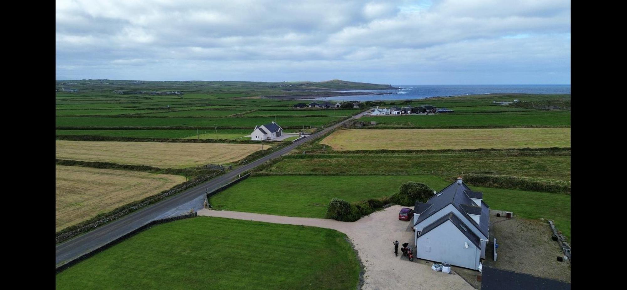 Cois Na Mara Bridges Of Ross V15 T677 Bed and Breakfast Kilbaha Eksteriør billede